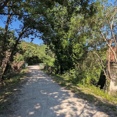 Сasa de vacaciones Petite Maison En Bord De Voie Verte Pres Du Caroux